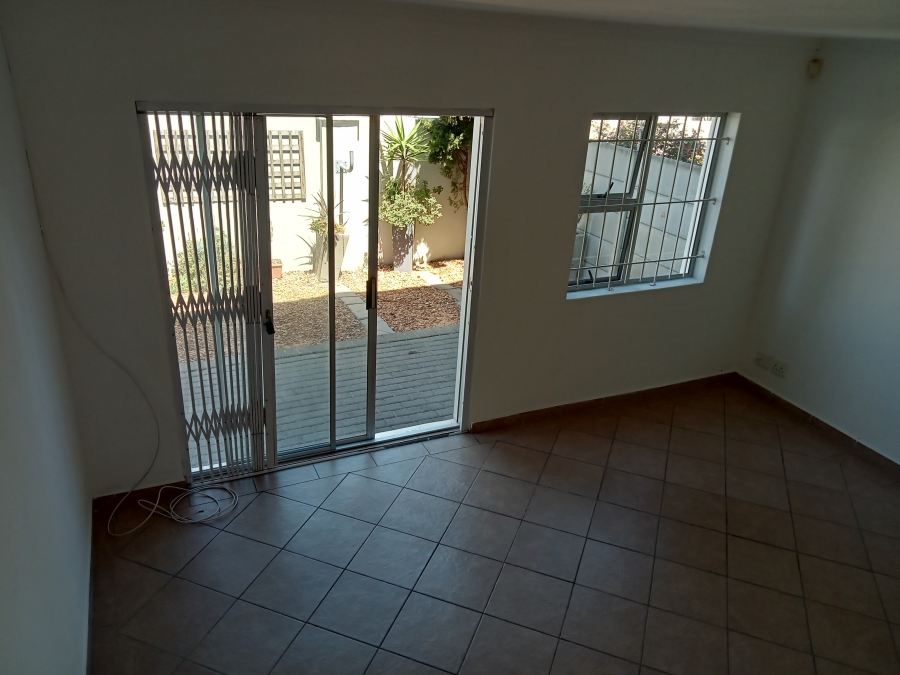 3 Bedroom Property for Sale in Parklands Western Cape